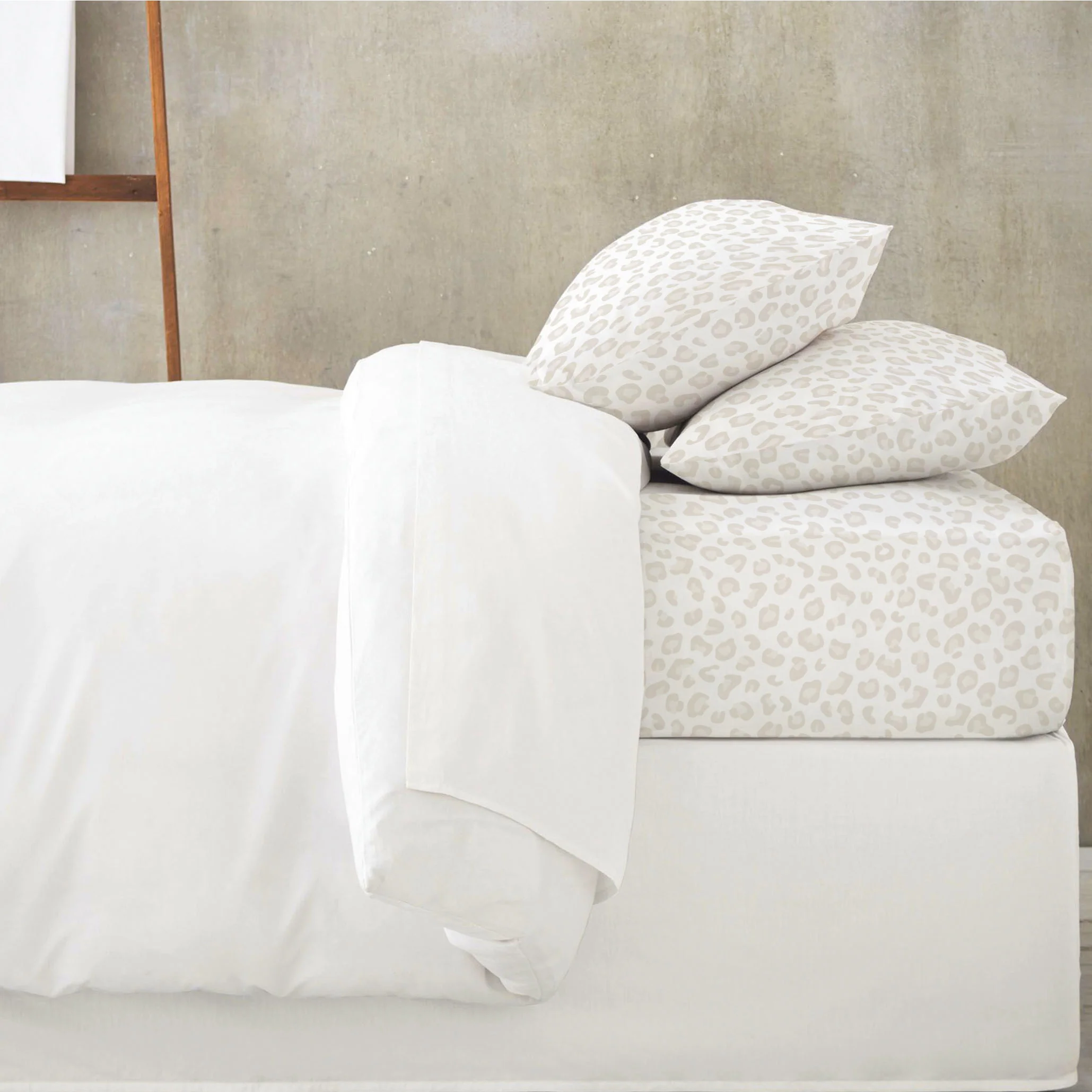Organic Kids Fitted Sheet - Wild - Image 3