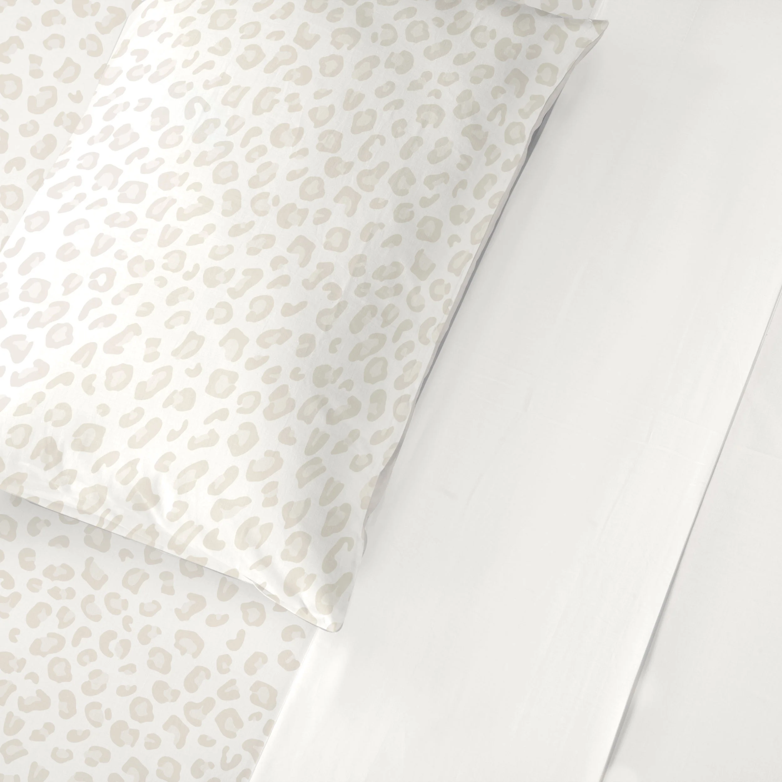 Organic Kids Fitted Sheet - Wild - Image 6