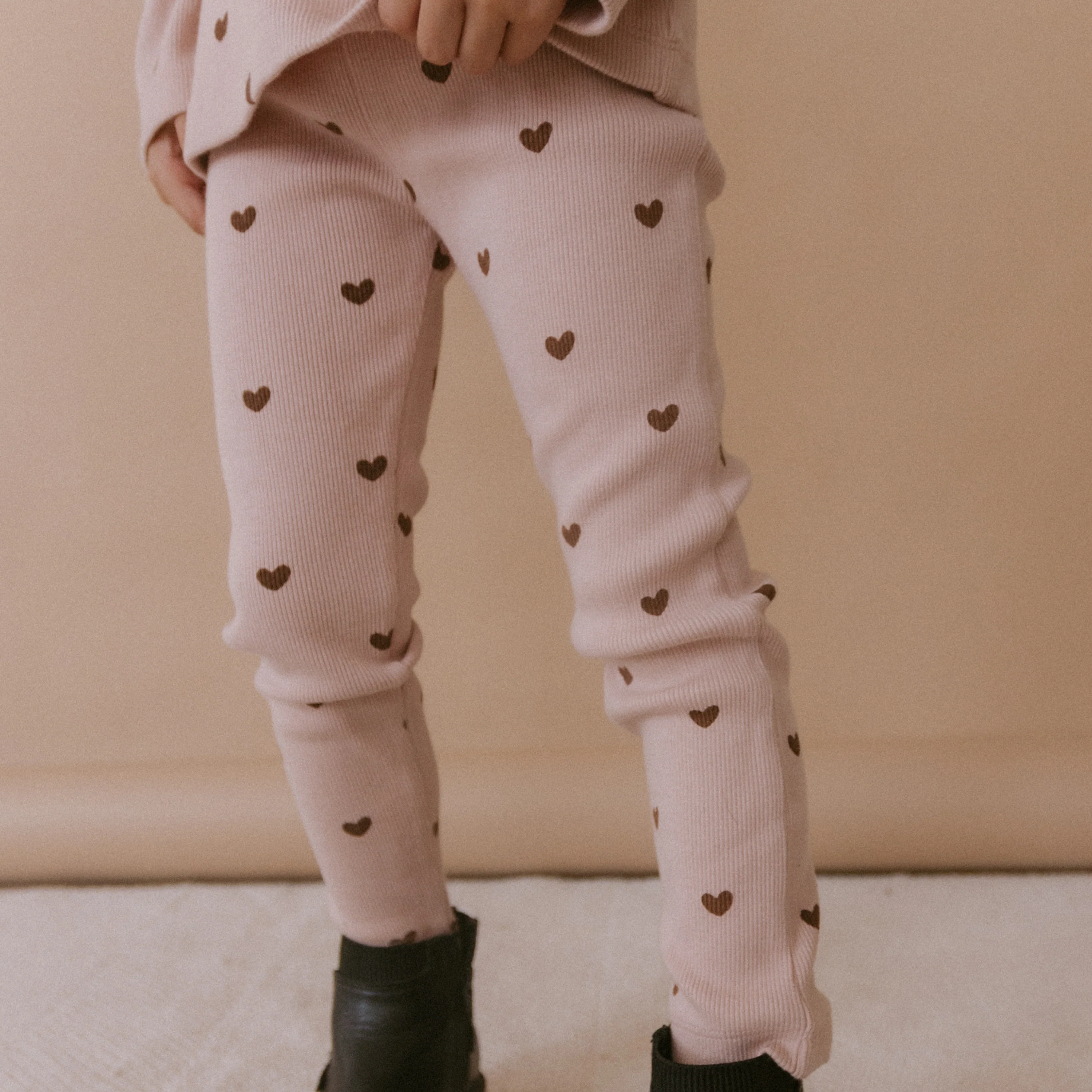 Organic Leggings - Set of 2 - Hearts + Dusty Rose - Image 3